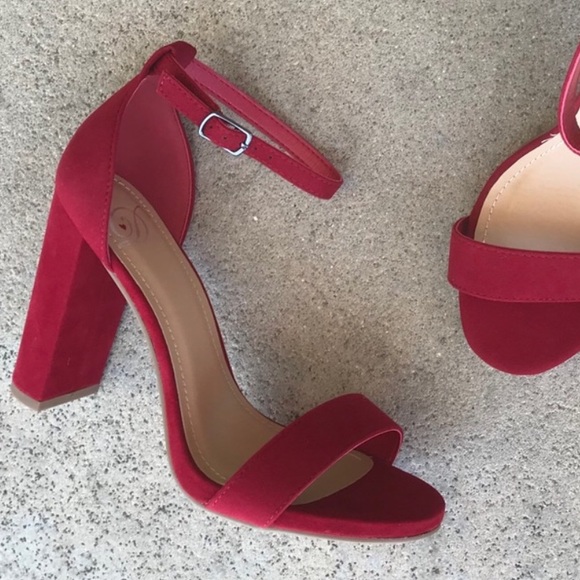 1 Left Delicious Red Ankle Strap 4” HEEL Sandal 10 - Picture 4 of 8